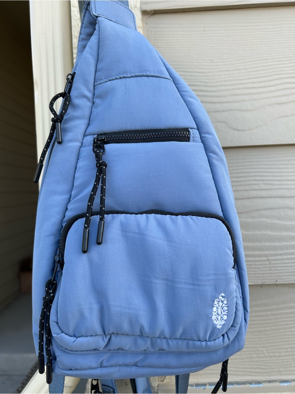 FREE PEOPLE Movement Cakewalk Sling Bag